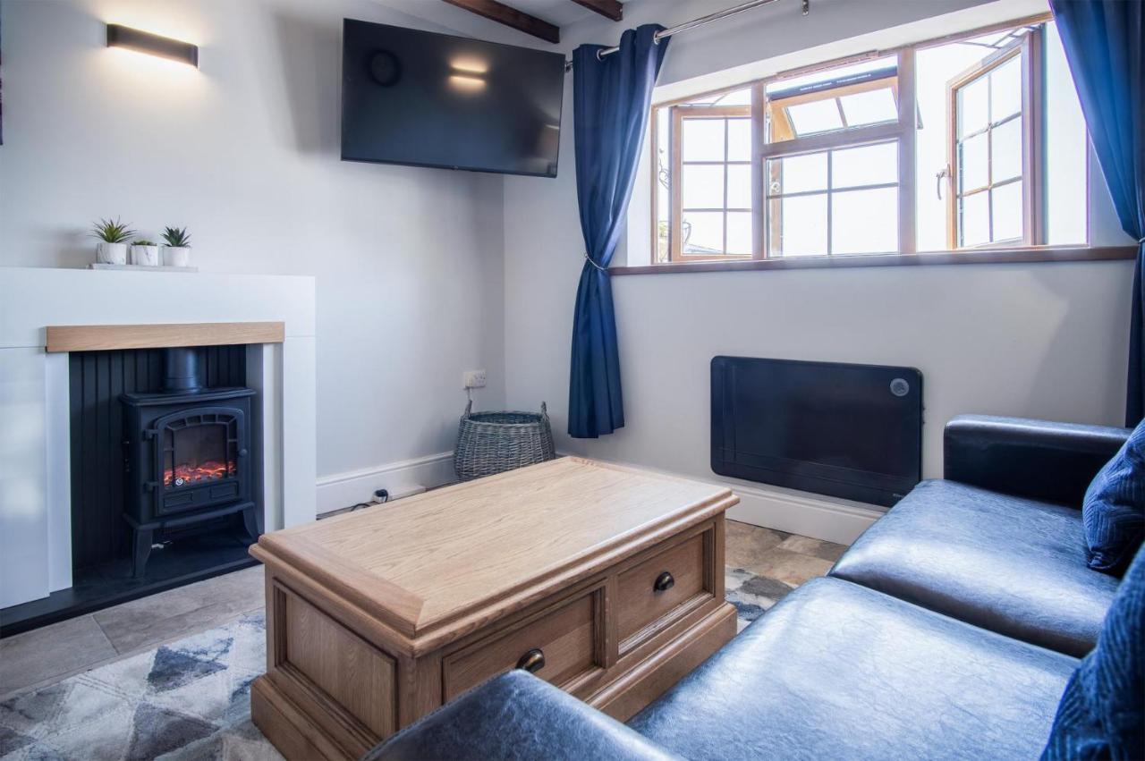 Honeysuckle Cottage - 1 Bedroom Cottage - Amroth Exteriér fotografie